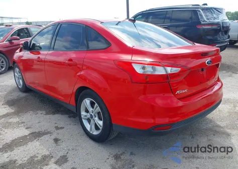 2014 Ford Focus Se z USA, uszkodzony, nr VIN 1FADP3F27EL362166